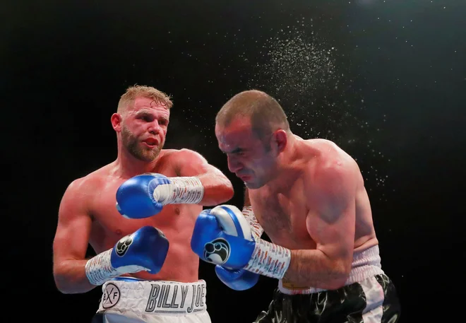 Billy Joe Saunders (levo) v 29 dvobojih še ne pozna poraza. FOTO: Reuters