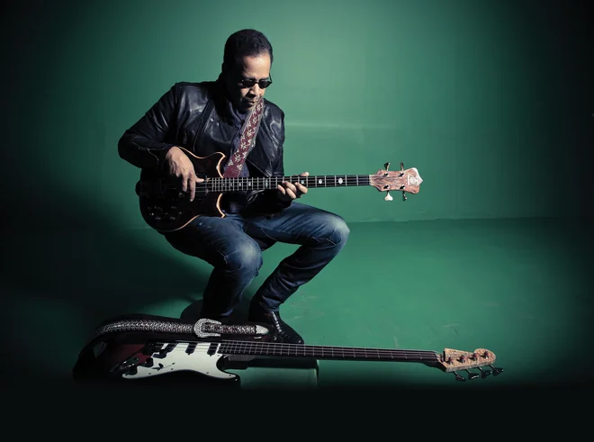 Stanley Clarke se je zapisal kompleksnim zvočnim podobam.<br />
FOTO: Raj Naik