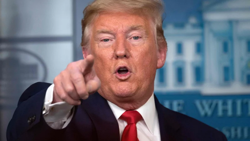 Fotografija: Ameriški predsednik Donald Trump je tarča številnih kritik. Foto: Jim Watson/Afp