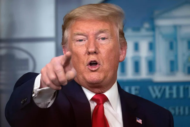 Ameriški predsednik Donald Trump je tarča številnih kritik. Foto: Jim Watson/Afp