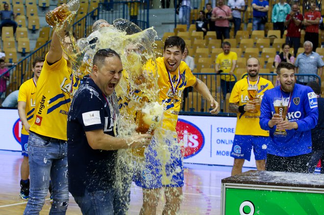 Branko Tamše je od decembra 2013 s Celjem osvojil vse, kar se je dalo, letos pa mu je že na začetku sezone superpokal vzela Krka. FOTO: Roman Šipić