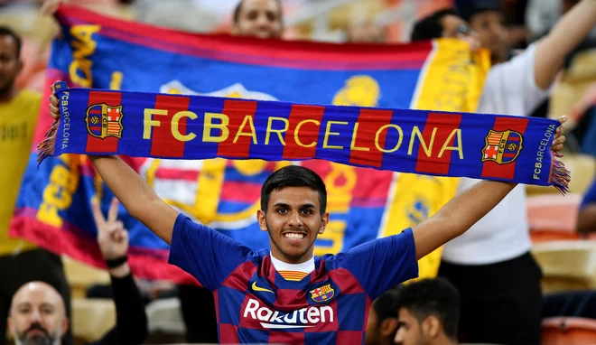 V Španiji ima Barcelona po 27 kolih dve točki prednosti pred madridskim Realom. FOTO: Reuters