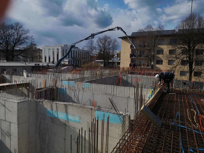 V okviru Skupnosti za mlade na Gerbičevi v Ljubljani bodo zagotovili 109 stanovanjskih enot za mlade do 28 leta starosti. Gre za pilotni projekt stanovanjskega sklada. FOTO: RSS