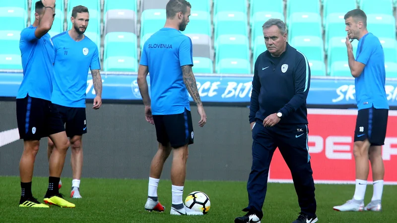 Fotografija: Selektor Tomaž Kavčič bo imel še veliko dela z uigravanjem pomlajene reprezentance.