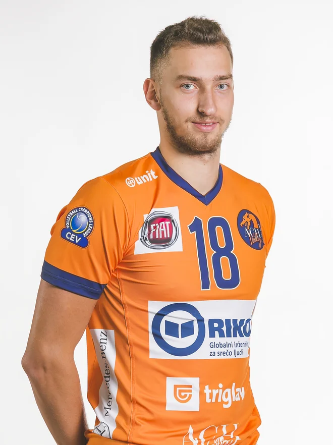Tima Polujan je mlad in visok sprejemalec. FOTO: ACH Volley