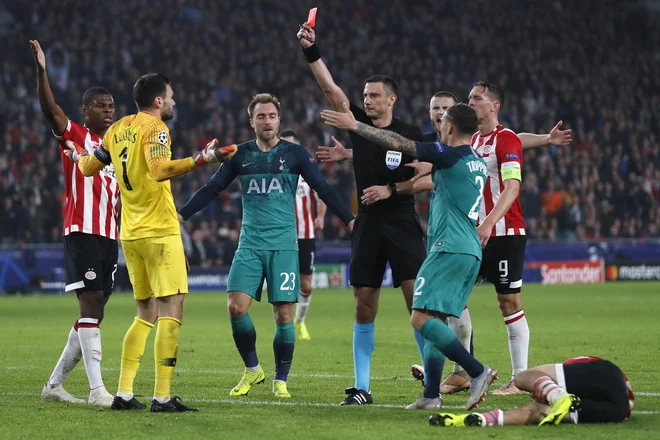 Slavko Vinčić je Huga Llorisa predčasno poslal pod prho. FOTO: Peter Dejong/AP