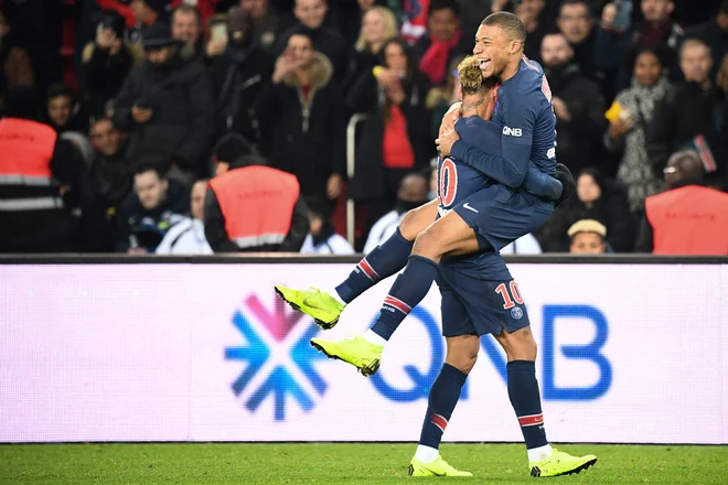 Za novo zmago PSG sta zadela Kylian Mbappe in Neymar. FOTO: Franck Fife/AFP
