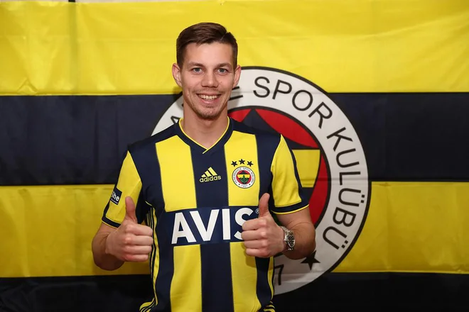 Miha Zajc ne skriva navdušenja po selitvi v Istanbul. FOTO: Fenerbahče