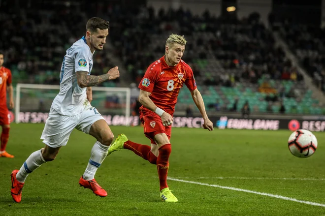 Ezgjan Alioski (desno) je bil nerešljiva uganka za Petra Stojanovića. FOTO: Voranc Vogel