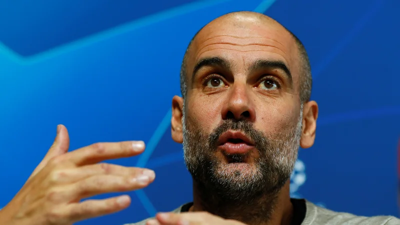 Fotografija: Sloviti trener Pep Guardiola bi v primeru uspešne sezone na klopi Manchester Cityja ogrozil svoj rekordni dosežek iz leta 2009, ko je vodil Barcelono. FOTO: Reuters