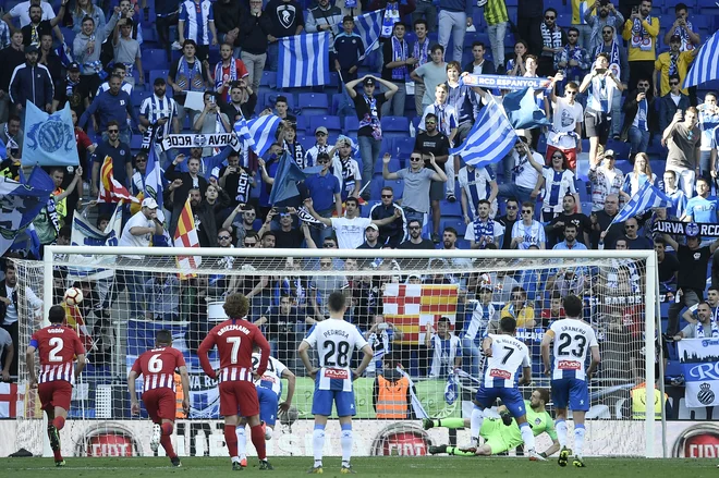 Jan Oblak je prejel najvišjo oceno med vsemi pri Atleticu, čeprav je prejel kar tri gole. FOTO: AFP