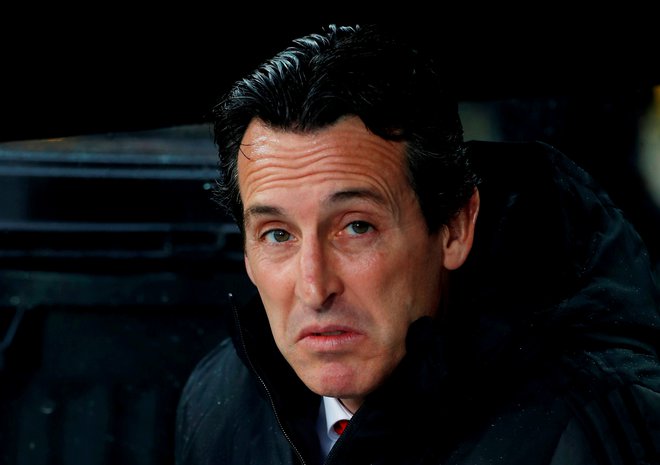 Arsenalov trener tudi zaradi katastrofalnih rezultatov topničarjev ni imel veselega obraza. FOTO: Reuters