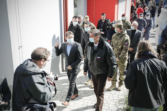 Za maske je bilo sicer poskrbljeno. FOTO: Uroš Hočevar/Delo