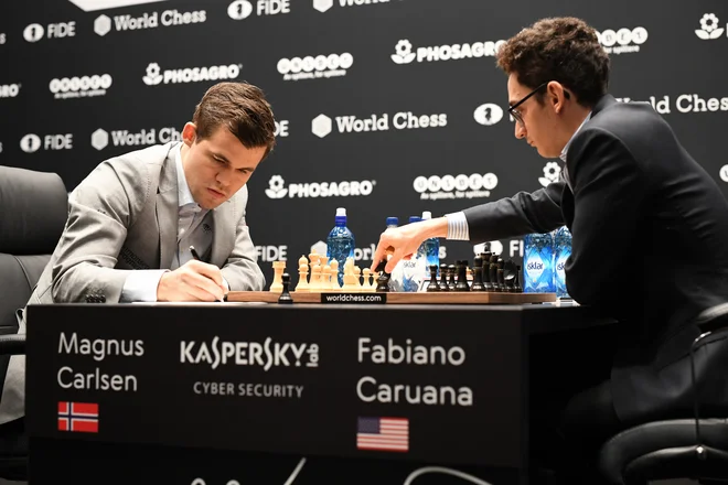 Zadnji izzivalec dolgoletnega vladarja, Norvežana Magnusa Carlsena, je bil Američan Fabiano Caruana. FOTO: Shutterstock