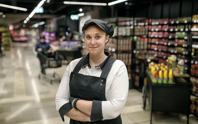 »Ni nas malo, ki živimo v okolici Ljubljane in nimamo svojega prevoza, zato nam ustavitev javnega prevoza precej greni življenje«. Foto Blaž Samec