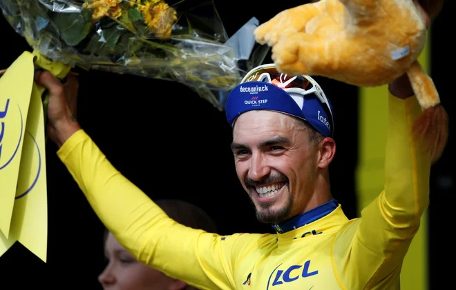 Alaphilippe si je pred dirko za cilj postavil etapno zmago in rumeno majico. Oboje je izpolnil že na tretji dan Toura! FOTO: Reuters