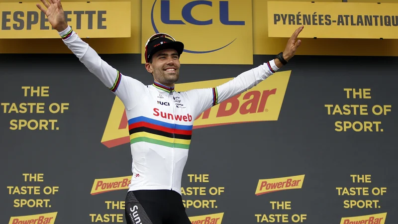 Fotografija: Tom Dumoulin naj bi postal klubski kolega Primoža Rogliča. FOTO: Reuters