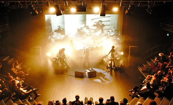 Laibach vedno poskrbijo za spektakelskost.<br />
FOTO: Tomislav Gangl