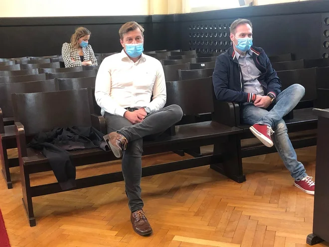 Allen in Tomislav Cvek sta vilo najela,&nbsp;češ da bodo v njej domovali turisti iz Tajvana.&nbsp;Zdaj bosta ob zajeten kup denarja. FOTO:&nbsp;Aleš Andlovič/Slovenske novice