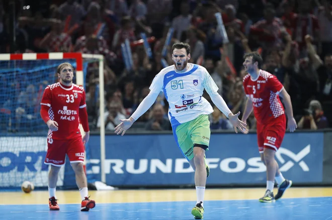 Borut Mačkovšek je dosegel ključne gola v tekmi za bron na SP 2017, ko je Slovenija osvojila bron. FOTO: Uroš Hočevar