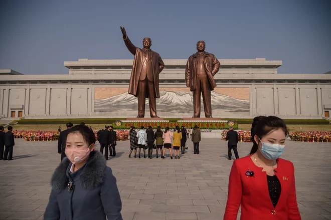 Odpovedali so večino voditeljevih dejavnosti, posvečenih rojstnemu dnevu njegovega deda Kim Il Sunga, ki ga praznujejo 15. aprila kot praznik sonca. Severna Koreja: