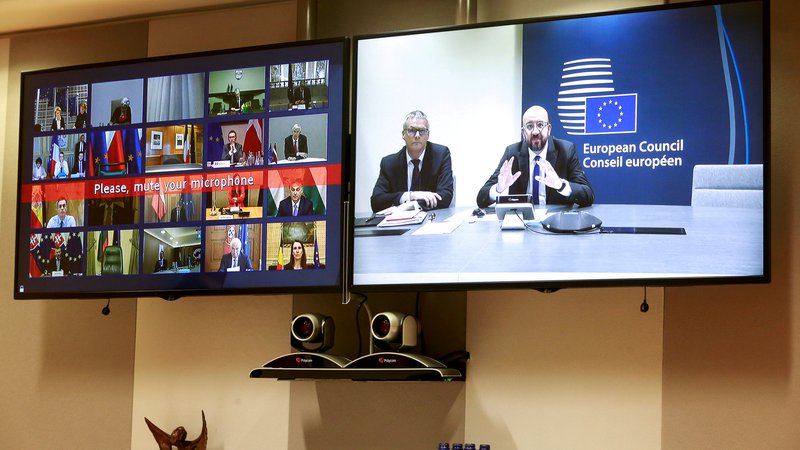 Fotografija: Tudi na današnjem videozasedanju na najvišji ravni ne bo preboja pri najtežjih vprašanjih glede odzivanja EU na krizo. FOTO: Reuters