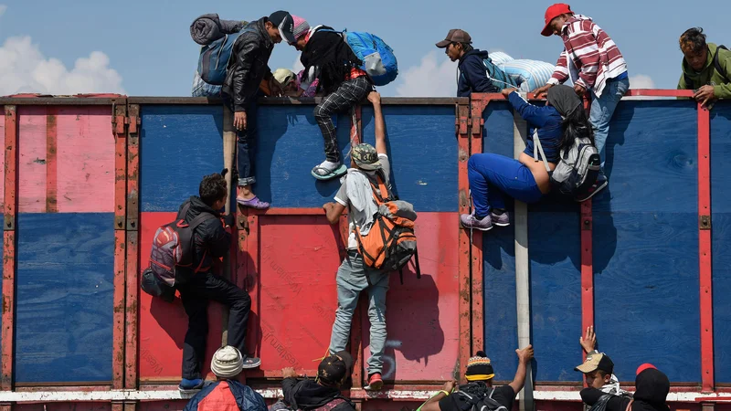 Fotografija: Honduraški priseljenci na poti skozi Mehiko proti ZDA Foto AFP
