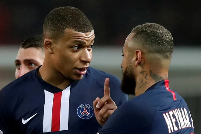 Tudi najdražja nogometaša na svetu &ndash; Kylian Mbappe in Neymar &ndash; bosta končala ligaško sezono v Franciji predčasno. FOTO: Reuters