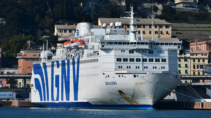 Fotografija: V Trstu se deželna uprava ogreva za newyorški ukrep pomoči okuženim starejšim prebivalcem, ki je bolj ukrep za oči kot učinkovit spopad z epidemijo pri starejših. FOTO: Promocijsko Gradivo