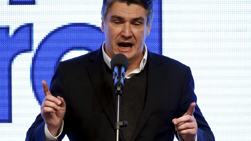 Fotografija: Potezo Zorana Milanovića sta premier Andrej Plenković in predsednik parlamenta Gordan Jandroković obsodila. FOTO: Srdjan Živulović/Reuters