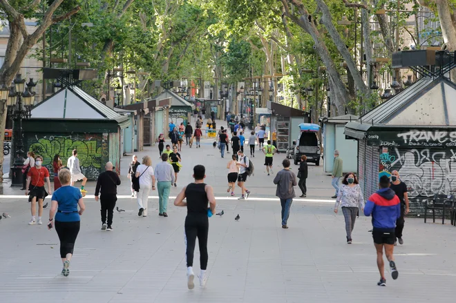 Rambla, središčna ulica Barcelone. FOTO: Pau Barrena/AFP