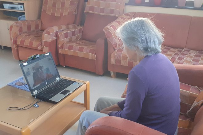 Za stike preko videoklica se svojci prej dogovorijo z domom starejših. Foto Dom Petra Uzarja Tržič