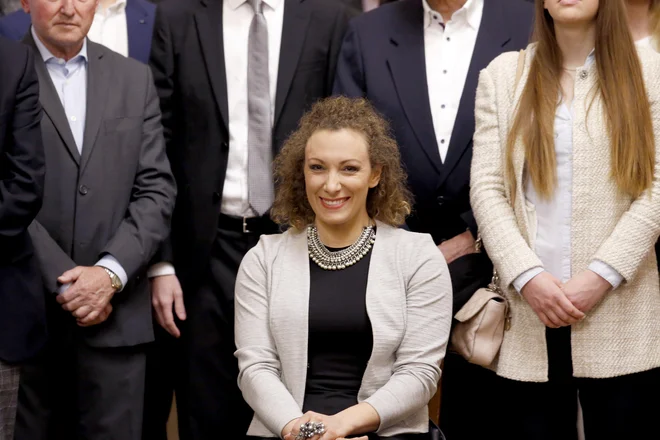 Ilka Štuhec bi si čim prej nadela smučarsko opravo. FOTO: Roman Šipić