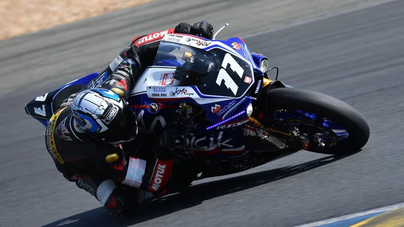 Fotografija: Najhitrejši slovenski motorist Marko Jerman (na fotografiji) letos brani barve poljske ekipe Wojcik Yamaha, s katero se bo jutri pognal v lov za elitno deseterico na znameniti 24-urni dirki za svetovno prvenstvo v Le Mansu. FOTO: Wojcik