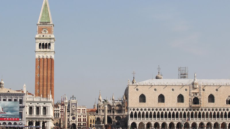 Fotografija: Benetke so same s palačami in dožem vred. FOTO: Tomi LOmbar