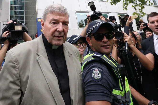 Kardinal George Pell je v izjavi za javnost zapisal, da je nedolžen in da bo pri tem vztrajal. FOTO: Asanka Brendon Ratnayake/Afp