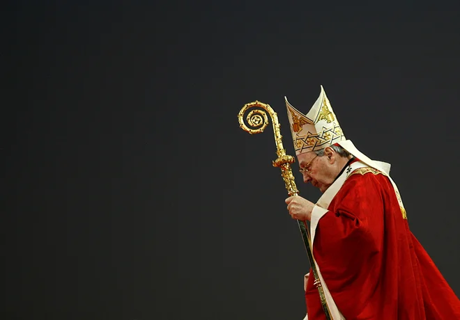 Sodnik je Pellu dejal, da se sodba nanaša samo nanj: »Niste grešni kozel za napake ali domnevne napake Katoliške cerkve. Niste bili obtoženi zaradi teh napak«. FOTO: Reuters