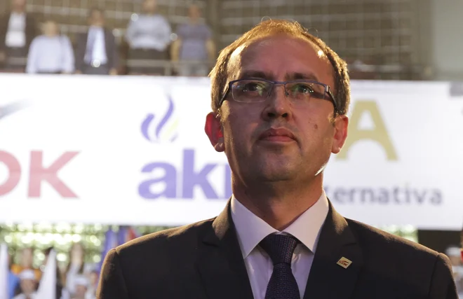 Predsednik Hashim Thaçi je podelil mandat za sestavo vlade &shy;Avdullahu Hotiju (na fotografiji). Foto: Reuters