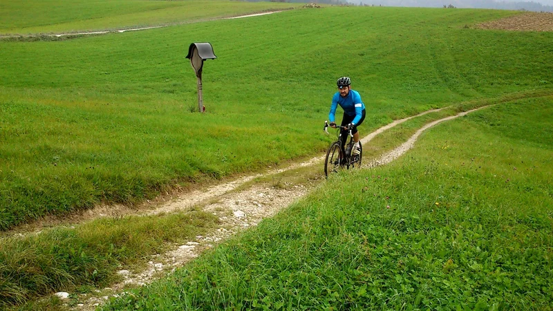 Fotografija: Najpomembnejši del kolesa med spustom je naš razum. FOTO: M.B.C.