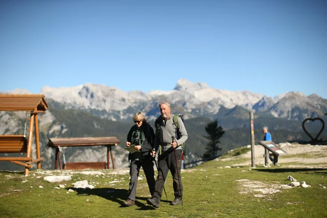 Za preprečevanje srčno-žilnih bolezni je temelj zdrav življenjski slog, redna telesna aktivnost, zdrava prehrana, vzdrževanje ustrezne telesne teže.