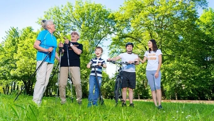 Fotografija: Do tega trenutka se je akciji osveščanja in spodbujanja pomena gibanja pridružilo že več kot 60 organizacij. FOTO: Arhiv Simbioza Genesis