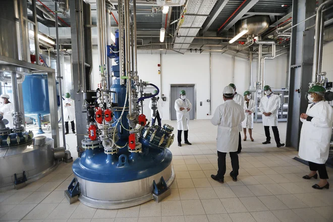 Farmacevtske družbe z uporabo inovativne znanosti in digitalnih tehnologij spreminjajo načine zdravljenja. FOTO: Leon Vidic/Delo