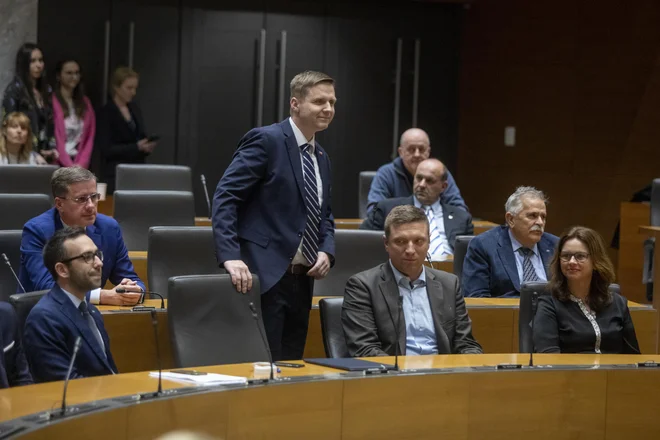 S spremnim dopisom zunanjega ministra v SMC niso bili seznanjeni. FOTO: Voranc Vogel