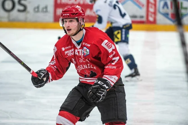 Gašper Glavič je eden udarnih napadalcev zadnje petletke v Podmežakli. FOTO: Domen Jančič/HDD SIJ Acroni Jesenice