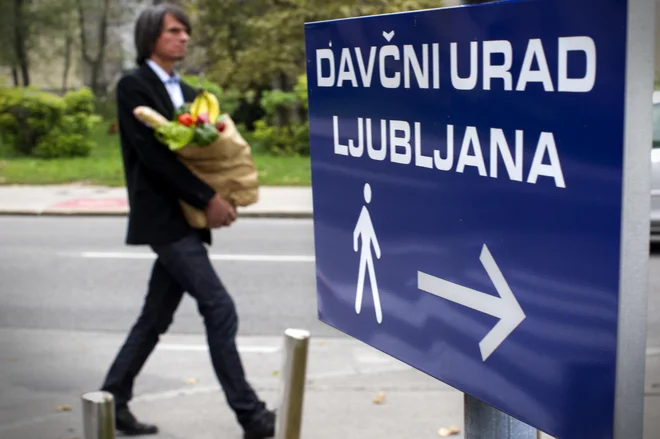 Finančna uprava pogosto ni kooperativna, ko se ugotavljajo napake v njenih evidencah. FOTO: Voranc Vogel/Delo