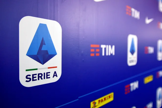 Le kdaj se bo zares nadaljevala serie A? FOTO: Reuters