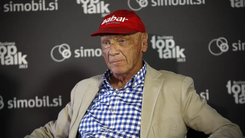 Fotografija: Niki Lauda je pred petimi leti s svojim letalom priletel v Slovenijo. FOTO: Uroš Hočevar