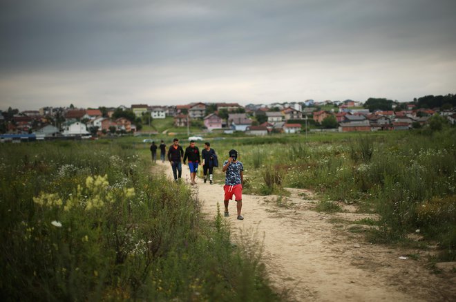 Begunci in migranti so kot jedrski odpadki – Evropa zanje na svojih obronkih gradi človeške deponije. FOTO: Jure Eržen