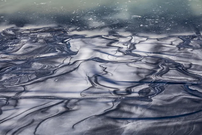 Naravna mineralna jezera, južna Nevada. FOTO: MATJAŽ KRIVIC