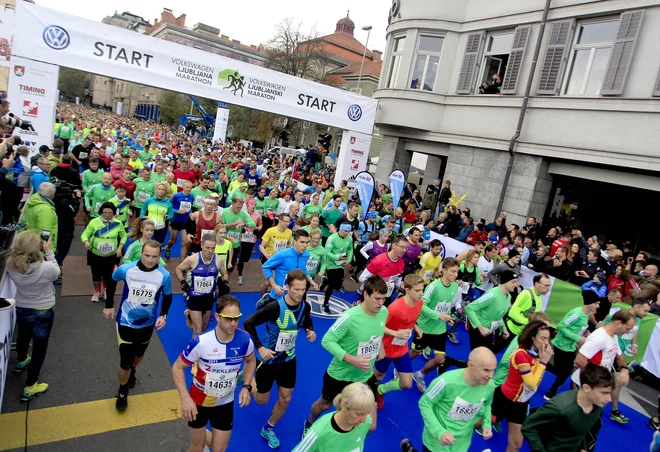 Na evropski ravni je redno športno aktivnih osem odstotkov več moških kot žensk. V Sloveniji je razlika manjša, štiri odstotke. FOTO: Roman Šipić